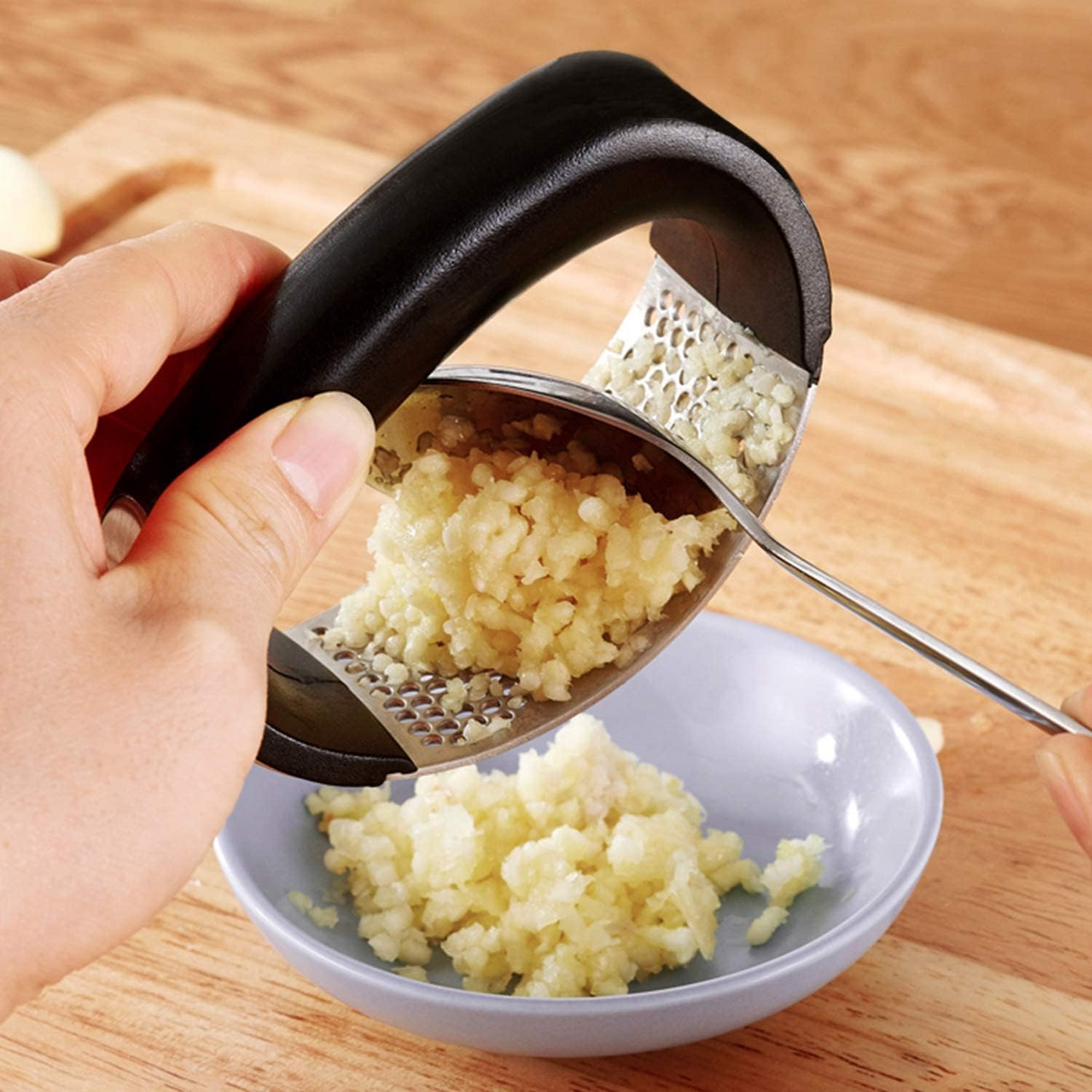 Manual Garlic Press
